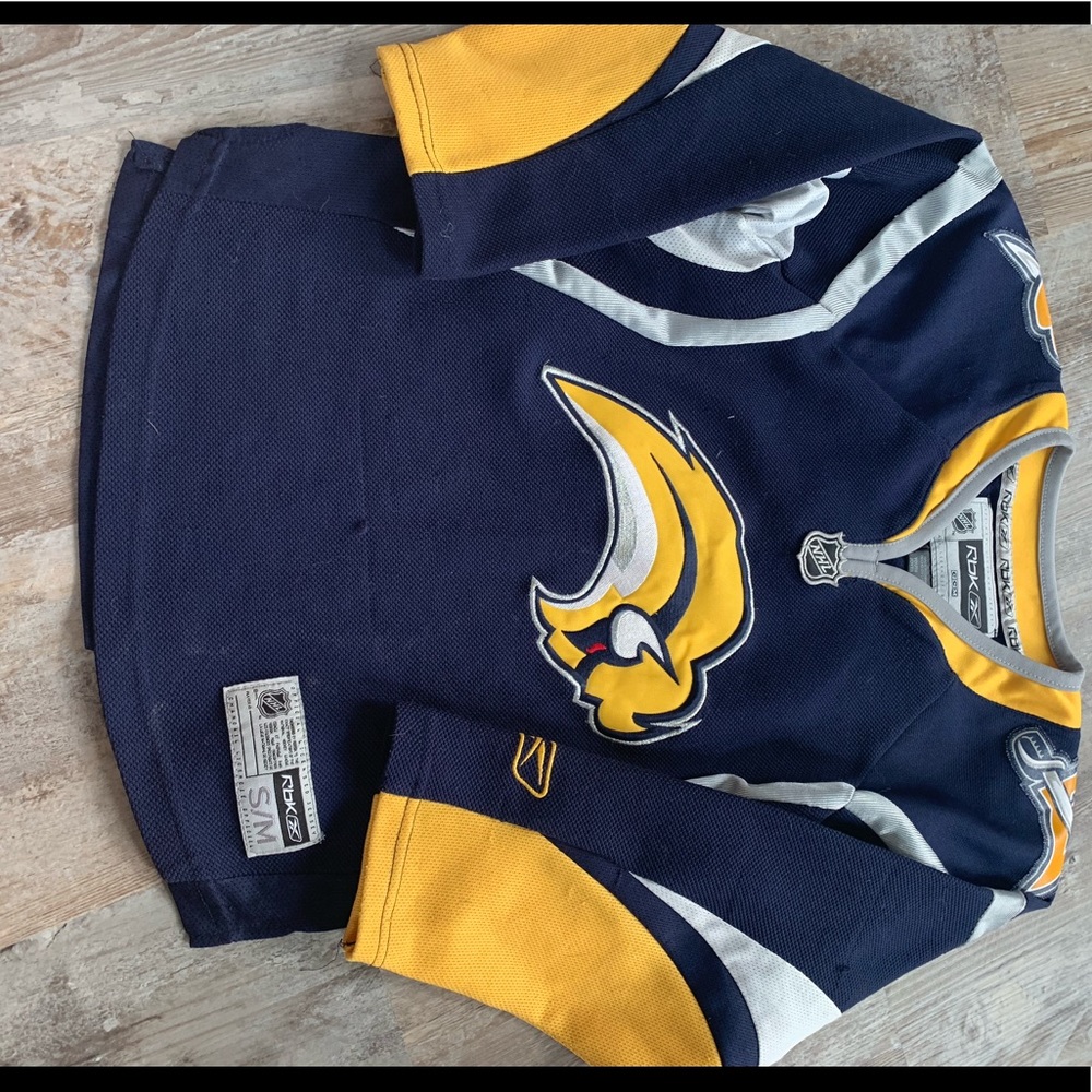 Sabres jersey